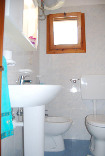 Bathroom amenities 3, Warm Apartment Near the Beach - Beahost, Venezia