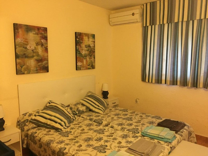 Room 2, Two Bedroom Apartment in Spain, Málaga