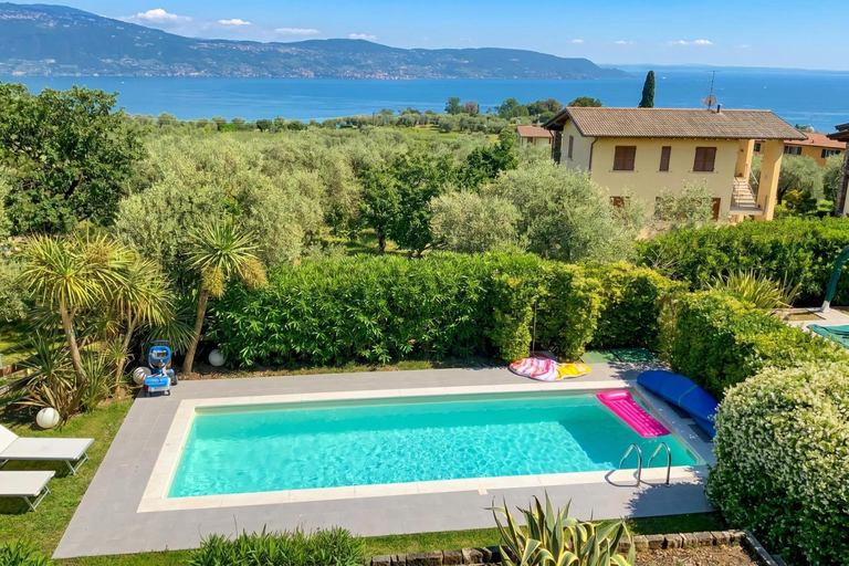 Sport & Beauty, Casa Oleandri With Pool And Lake View, Brescia