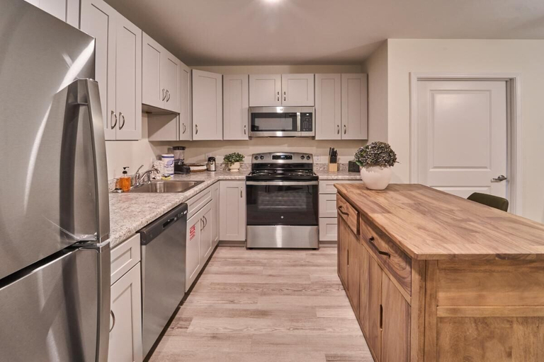 Private kitchen 5, The Ruby 202, Sevier