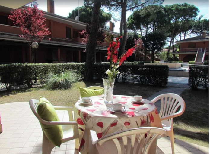 Others 4, Flat in a Poolside Residence-beahost, Venezia