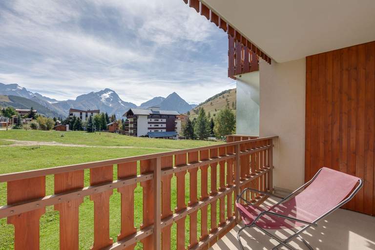Room 5, R Sidence Champam St3n, Isère