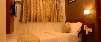 Guestroom 4, デ キャッスル イン, Thiruvallur