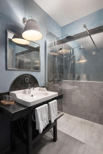 Bathroom 3, Mirakul Residence, Labin
