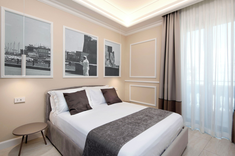 Room 2, Naples Plaza Downtown, Napoli