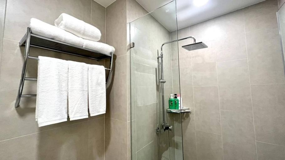 Bathroom 5, Silk Ao Nang Condominium, Mueang Krabi