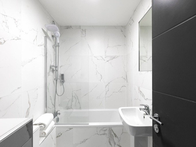 Bathroom 3, Skyvillion -vineyard Court- Enfield 1bed With Balcony, London