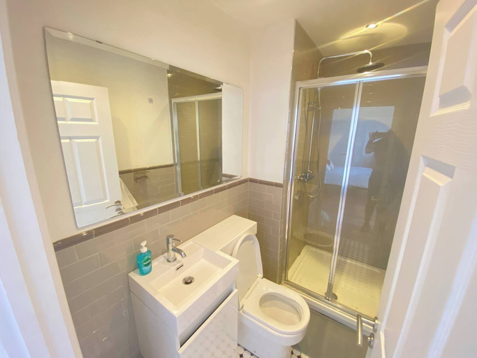 Bathroom 4, Essex Studio Retreat - Flat 4, Essex