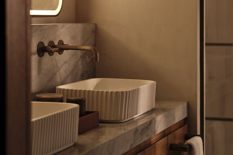Bathroom 5, Rosewood AMAALA
