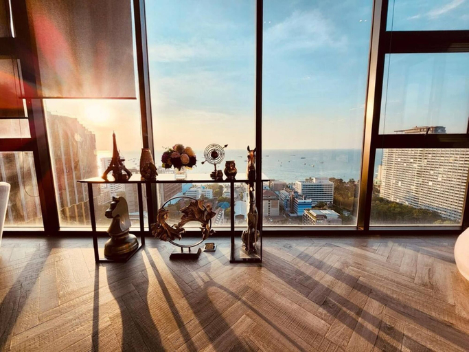 Interior 5, Great Location With Infinity Pool -central Pattaya, Pattaya