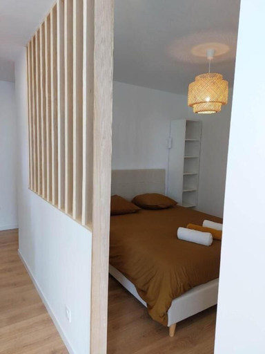 Room 3, Le Bompard 48m2, Aveyron