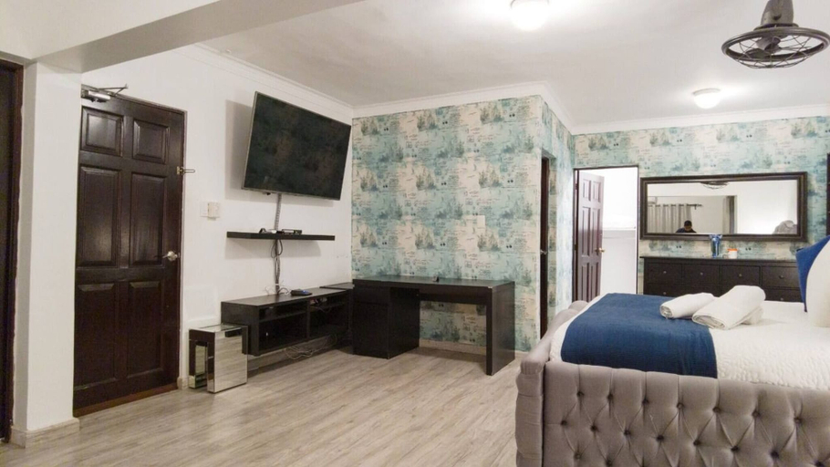 Room 3, 8BR Penthouse Jacuzzi, Pool Table & Terrace, Distrito Nacional