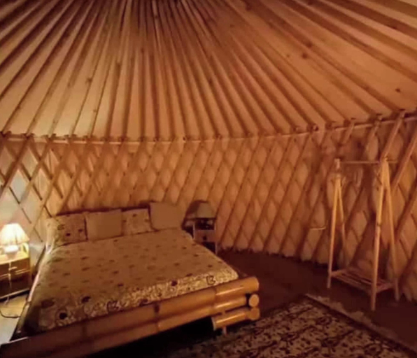 Room 3, Room-a Yurt Among Olive Trees and the se, Genova