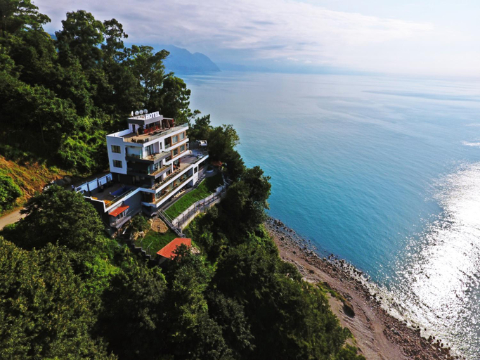 Others 4, Hotel Montana, Batumi