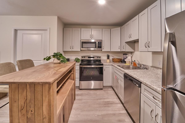 Private kitchen 2, The Ruby 311, Sevier