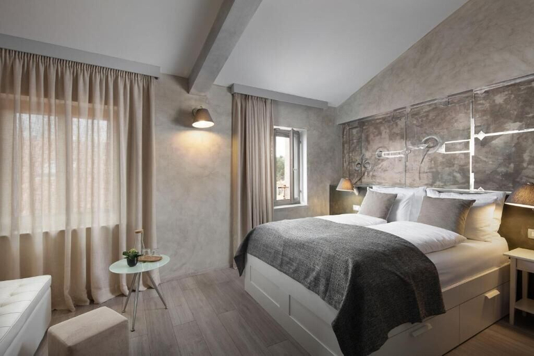 Bedroom 2, Mirakul Residence, Labin