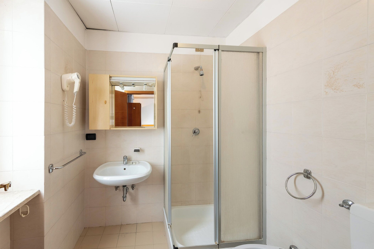 Bathroom 4, VILLA NUOVA, Trento