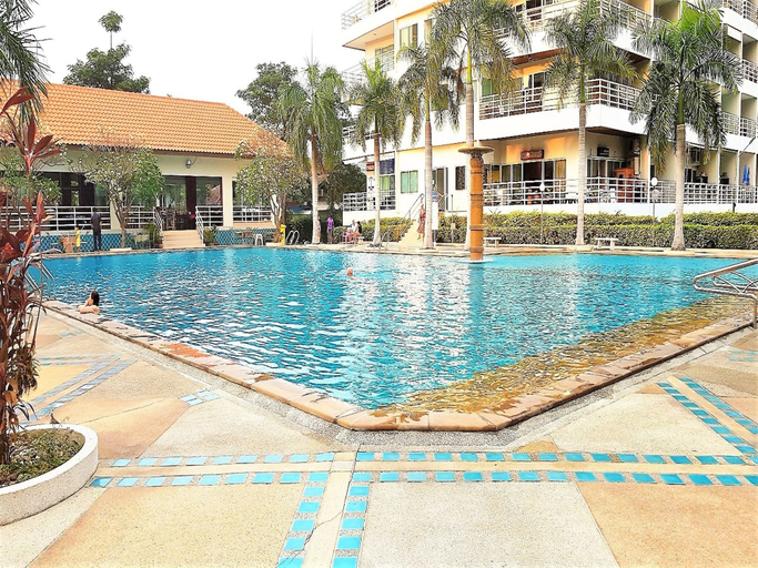 Pool 3, Sea View Studio With Large Balcony at View Talay 5D, Pattaya