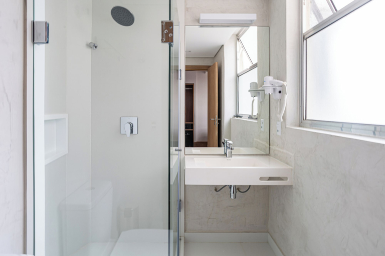 Bathroom 2, Hotel Moov São Paulo, São Paulo