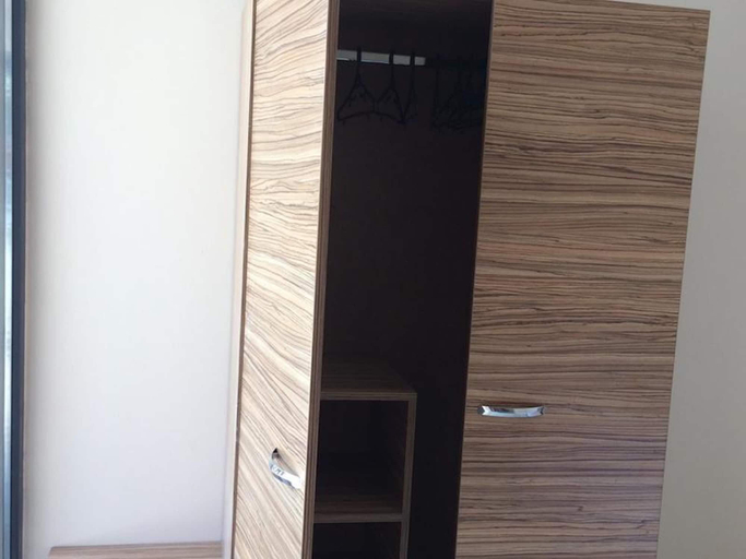 Others 5, Flower Street provides accommodations with free Wifi, air conditioning, Nesebar