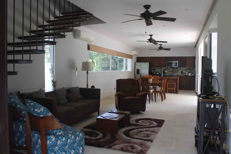 Living room 4, Villa Bonita, Playa Hermosa, Osa