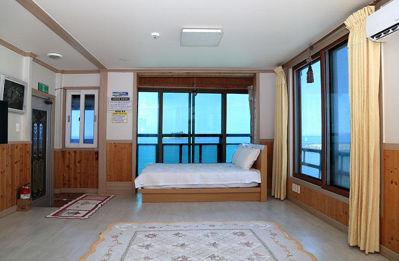 Others 3, Sokcho Haemaleum Pension, Sokcho