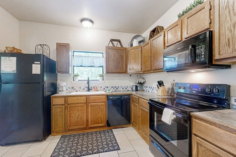 Private kitchen 5, Blue Casa Rio Riverfront Oasis With Private Beach, Deck & Fire Pit, Llano