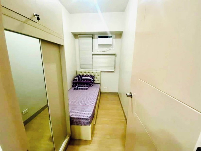 Room 2, 2br Unit at Asmara Near St Lukes Medical Center, Quezon City