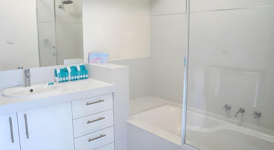 Bathroom, Margaret River Beach Apartments, Augusta-Margaret River