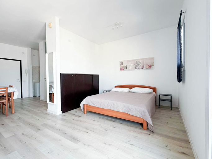 Room, Beachside Retreat With Pool in Jesolo, Venezia