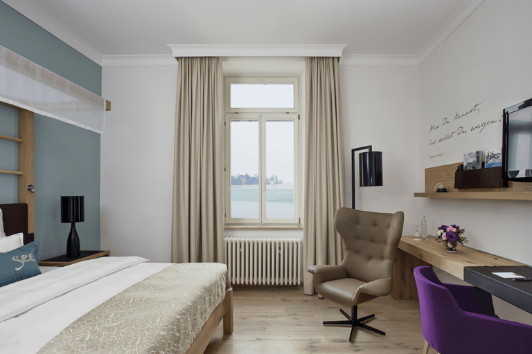 Bedroom 2, Steigenberger Inselhotel, Konstanz