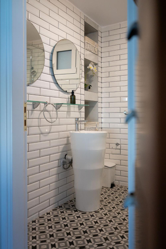 Bathroom 3, Le petit luxury apartment, Epirus
