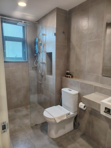 Bathroom 4, Timurbay Seafront Residences by Nature Home, Kuantan