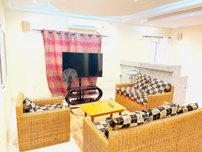 Living area 5, Room-luxurious Guest Room in the Heart o, Bamako