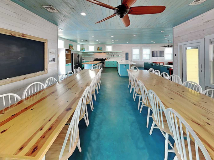 Food & Drinks, Beach Club 3 by Silver Sands Vacation Rentals, Nueces
