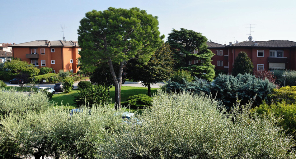 Exterior & Views 2, "agli Ulivi" Cozy and Comfortable Apartment, Brescia