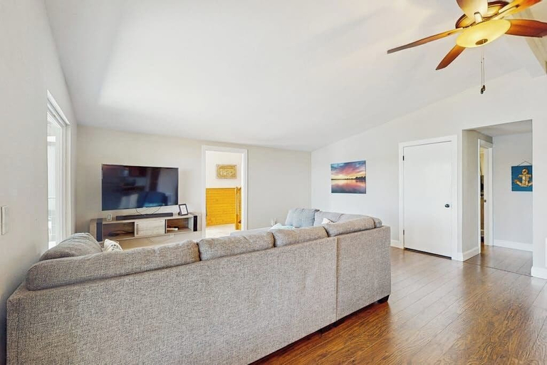 Living area 4, Waterfront House on Lake LBJ With Full Kitchen, Patio, Pool Table & Dog-friendly, Burnet