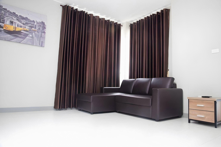 Others 5, KTC Place, Damnoen Saduak