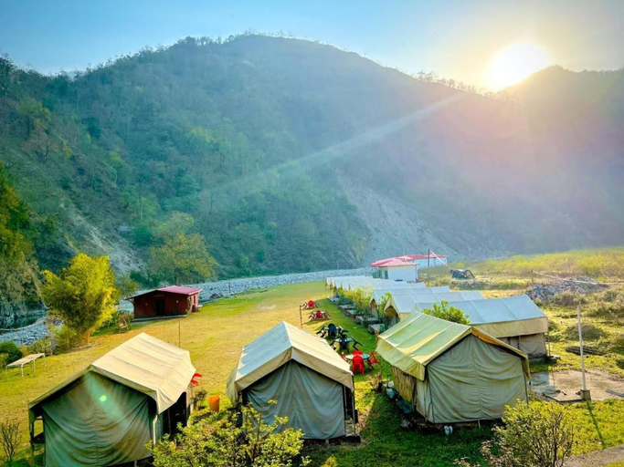 Surrounding environment, Riverstone Camps and Resorts, Garhwal