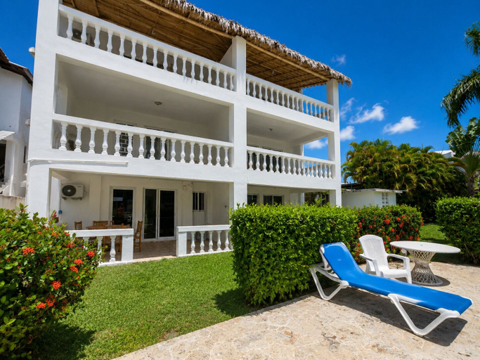 Terrace/patio 3, Bay City Condos by Linkzup, Sosua
