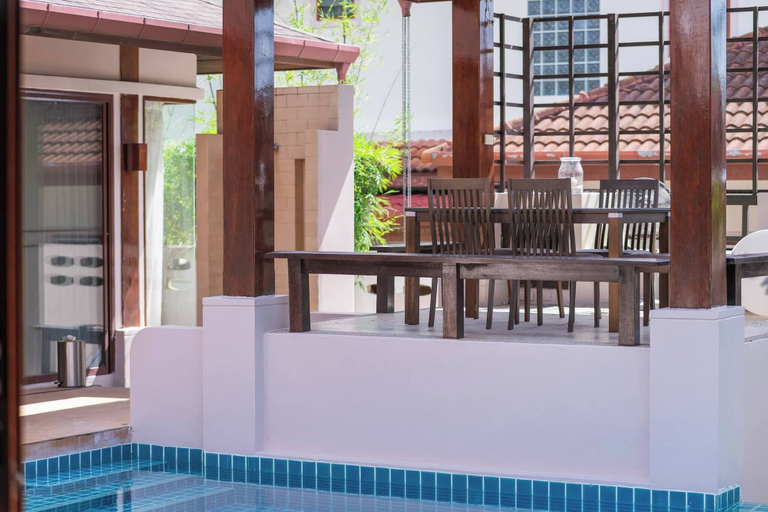 Outdoor dining 2, Spacious Private 4 BR Villa With a Working Office, Pulau Phuket