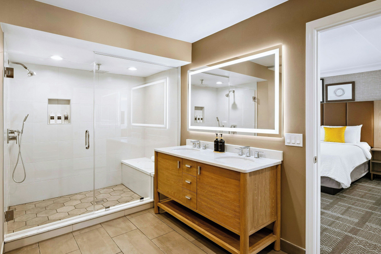 Bathroom 5, Staybridge Suites Oxnard River Ridge by IHG, Ventura