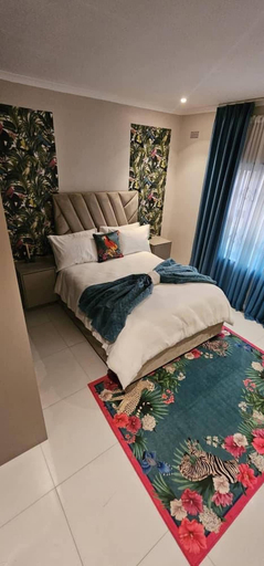 Room 5, Villa De Luna in Avondale, Lomagundi Road, Harare