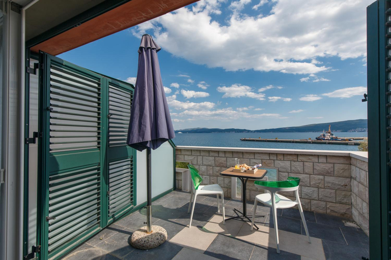 Others 2, Apartmani Pravilovic