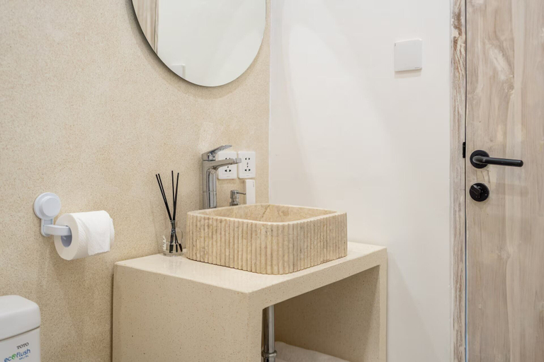 Bathroom 3, White Shell Villa 1, Badung