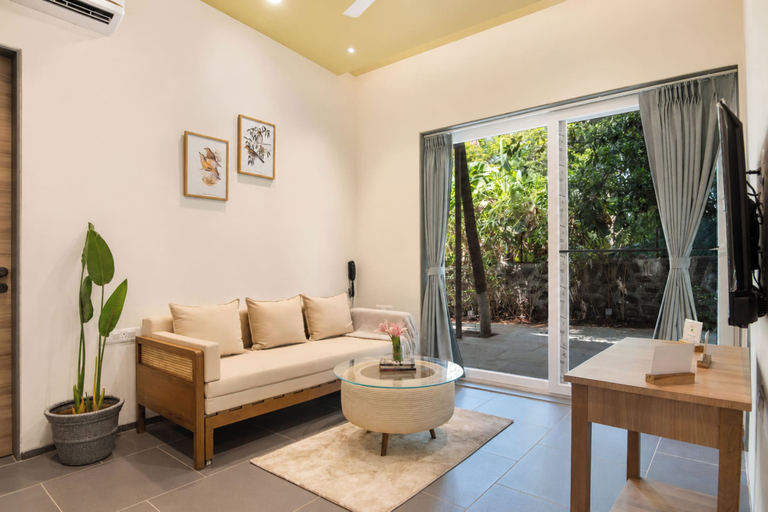 Living area 5, ALAYA STAYS The Crescent Palm Grande, Raigarh