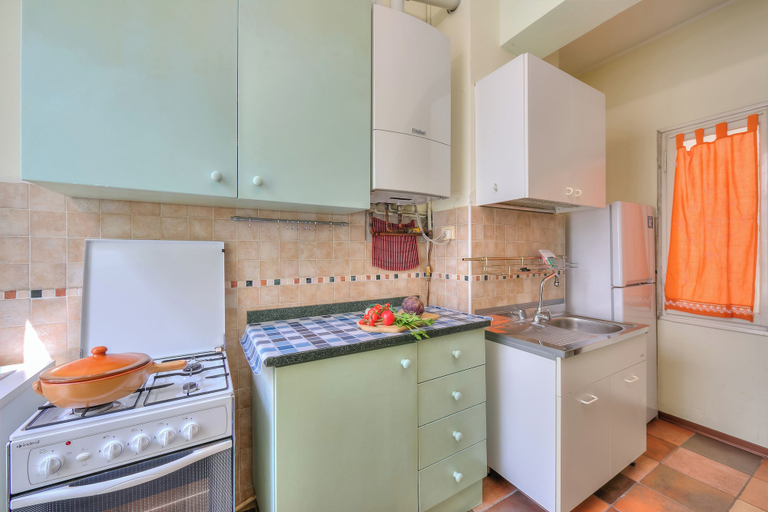 Private kitchen 4, Il Porticciolo Stresa Stunning Lake View, Verbano-Cusio-Ossola