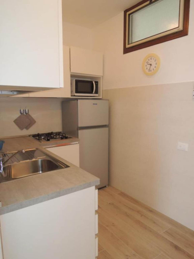 Interior, Quiet Beachside Flat With sea View, Udine