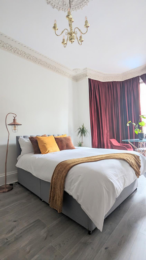 Bedroom 2, Ensuite Room In The City, Edinburgh