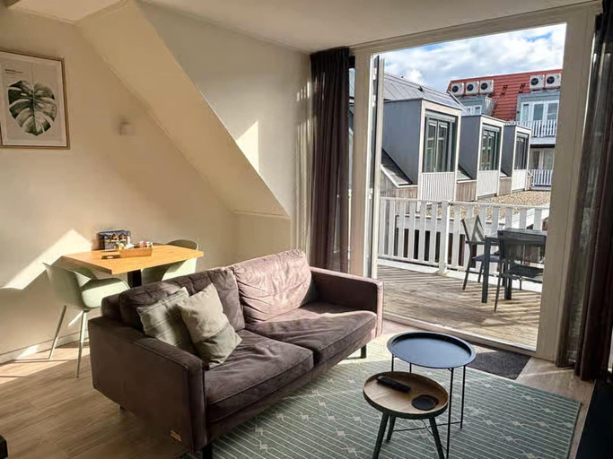 Living room 2, Lodge Located on the Church Square, Veere